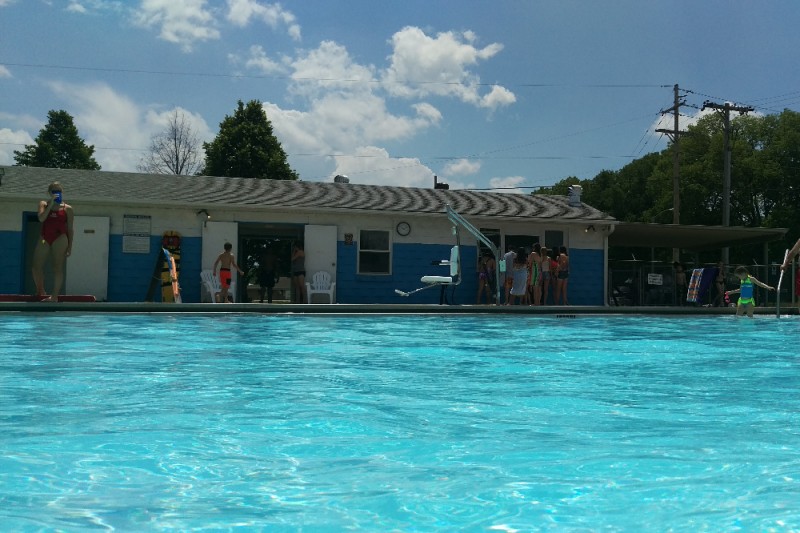 carlisle community pool